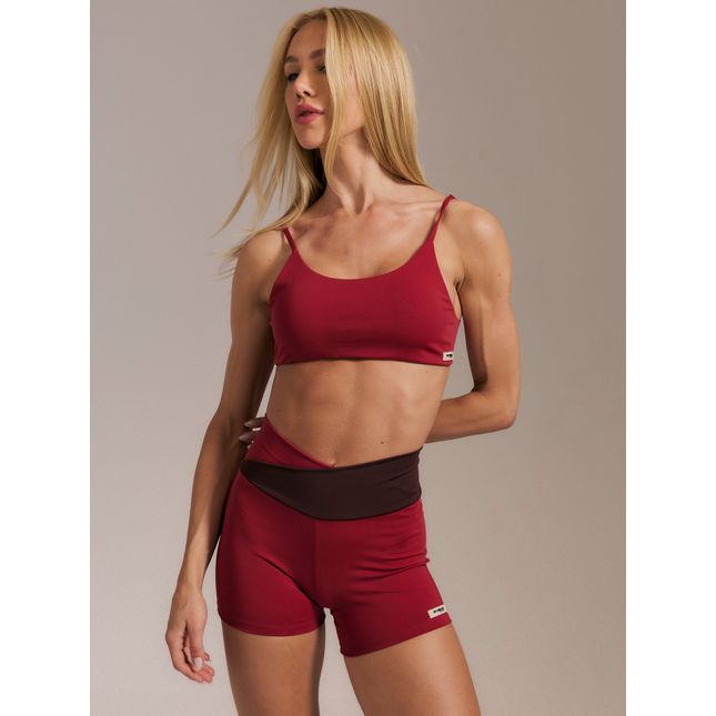 Top Fitness Decote + Short Fitness Detalhe Mundi