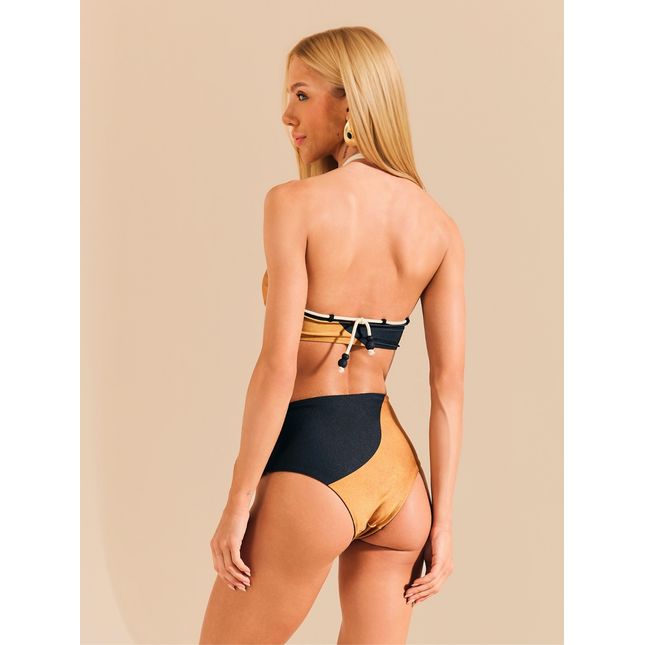 Biquini Halter + Calcinha Hot Pant Dupla Face Asas do Sol